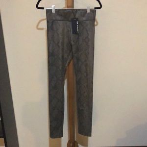 Bagatelle NYC faux leggings